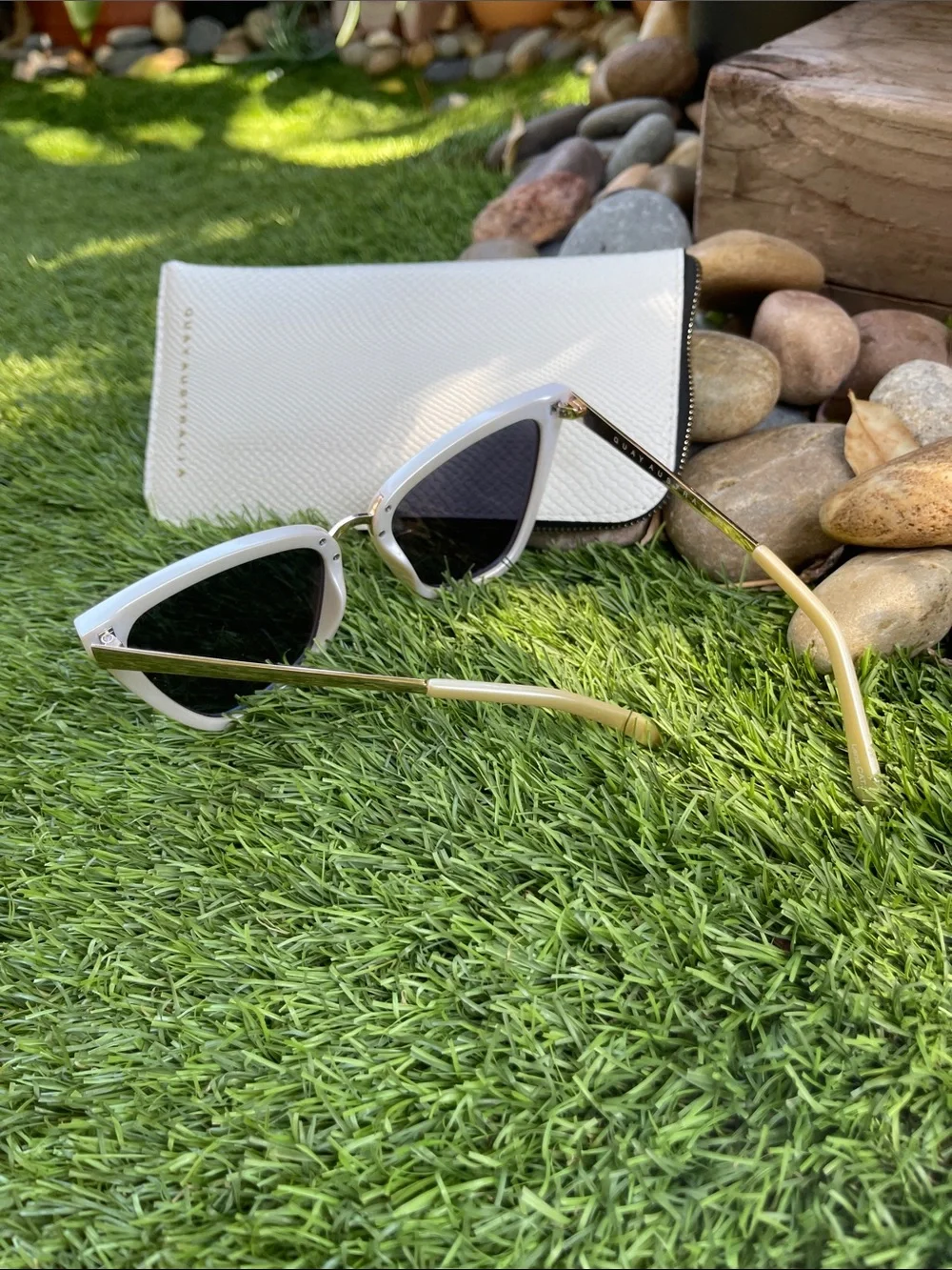 Quay Australia White Cat-Eye Sunglasses with Mirrored Lenses - Picture 4 of 5